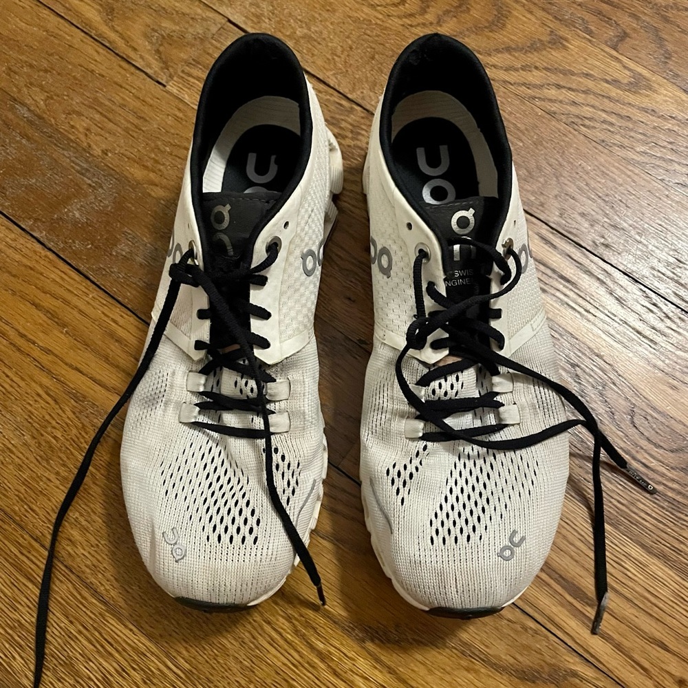 On Cloud X Size 7.5